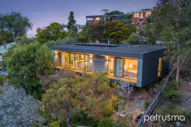 5B Hillside Crescent, TAS 7000