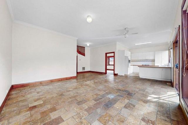 210 Napier Street, VIC 3040
