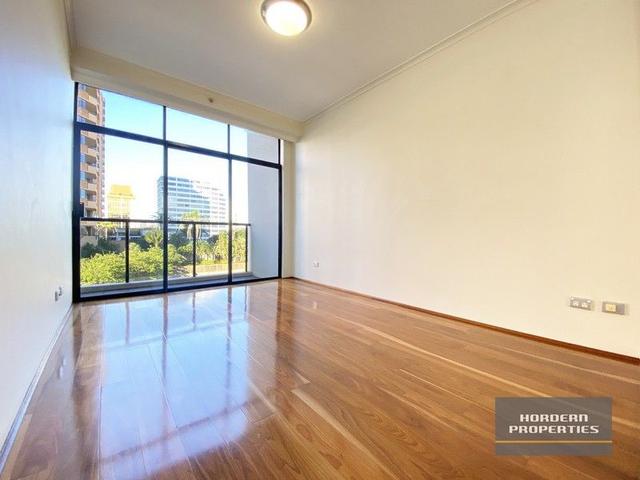 27/17-23 Newland Street, NSW 2022