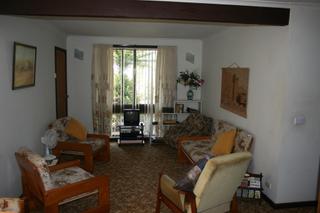 Granny flat (2010-04-17)