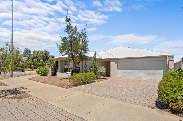 16 Furnivall Parade, WA 6171