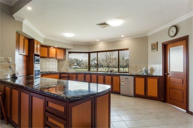 61 Sandringham Promenade, WA 6155