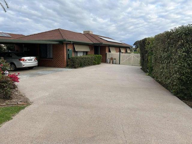 15 Dennison St, VIC 3687