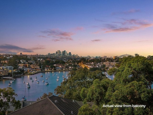 18/2 Bortfield Drive, NSW 2046