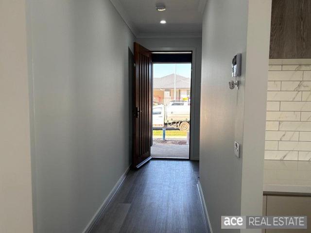 6 Mel Avenue, VIC 3029