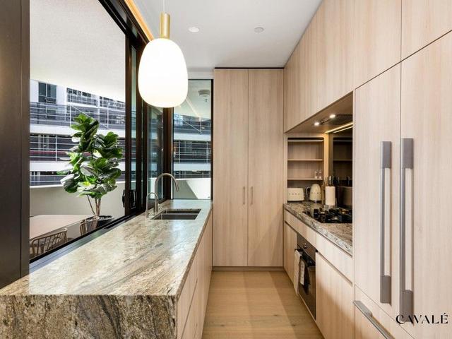 206/20 Festival Place, QLD 4006