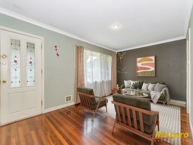 1 Rhyl Place, WA 6147