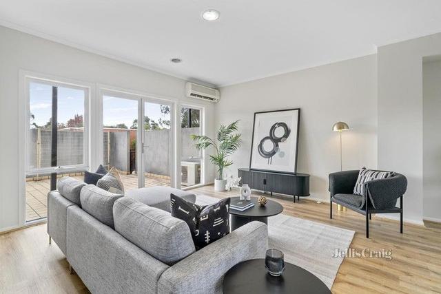 4/24 Tulloch Grove, VIC 3150