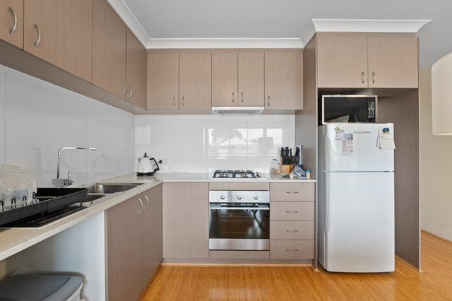13/20 Service Street, WA 6210