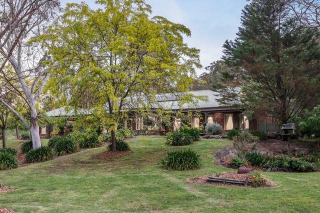 12 Raymond Elliot Court, VIC 3114