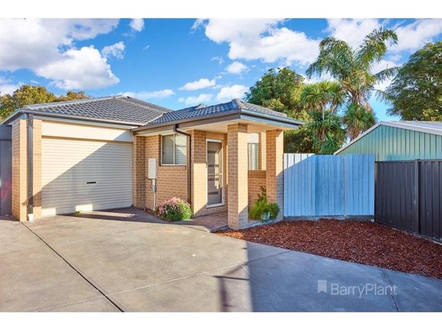 2/6 Clay Court, VIC 3175