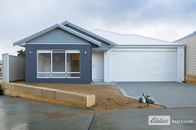 15 Enchanted Circuit, WA 6171