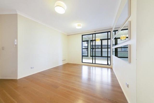 213/242 Elizabeth Street, NSW 2010