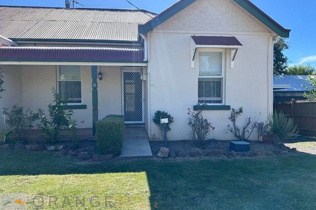 11 Hawke Street, NSW 2798