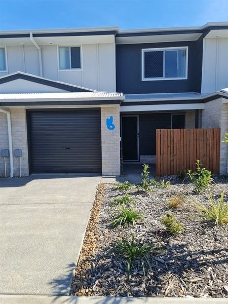 8 Casey St, QLD 4510