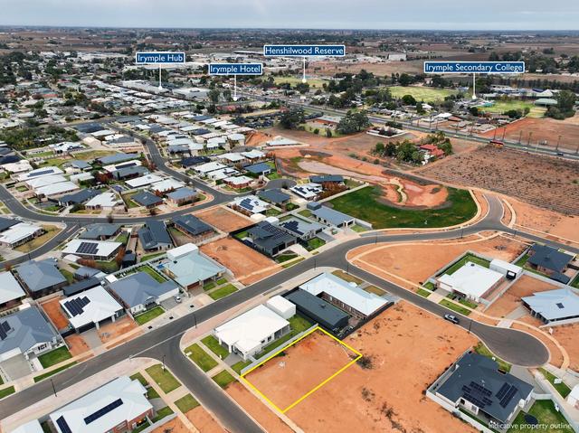 12 Holcroft Street, VIC 3498