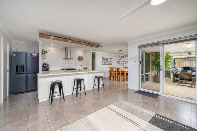 4 Euro Brace, WA 6233