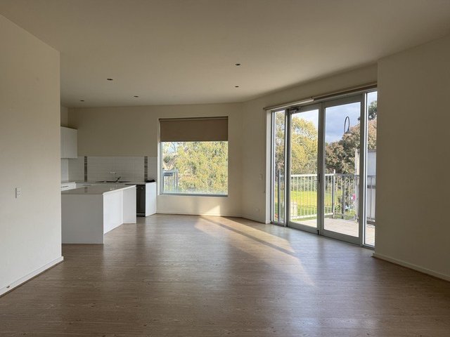 Unit 5/107 Hazel Glen Drive, VIC 3754