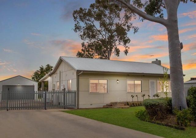 10 Palla Street, NSW 2680
