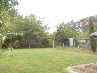 Rear yard (2002-03-14)