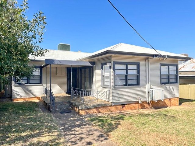 131 Piper St, NSW 2340