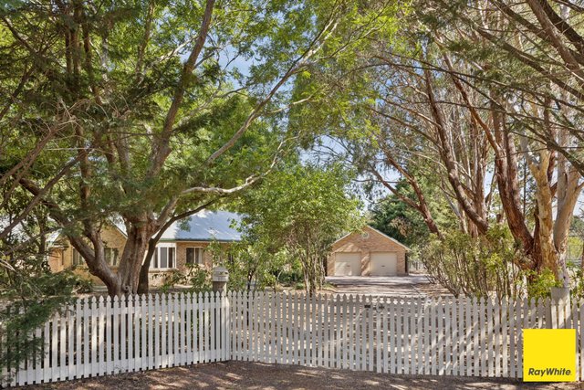 13 Elmslea Drive, NSW 2621