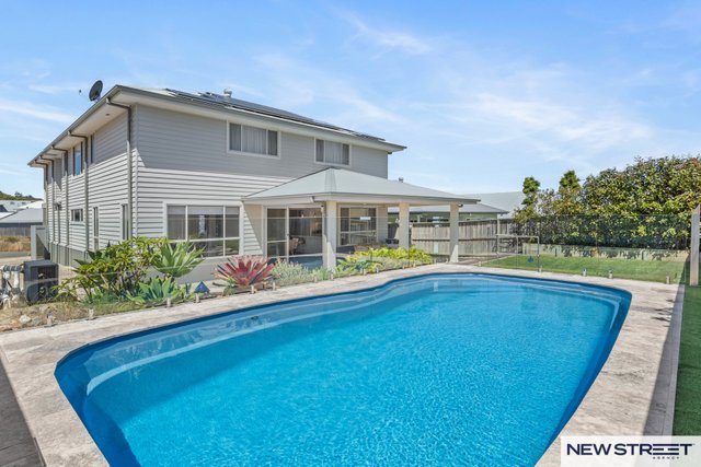 12 Breakers Boulevard, NSW 2281