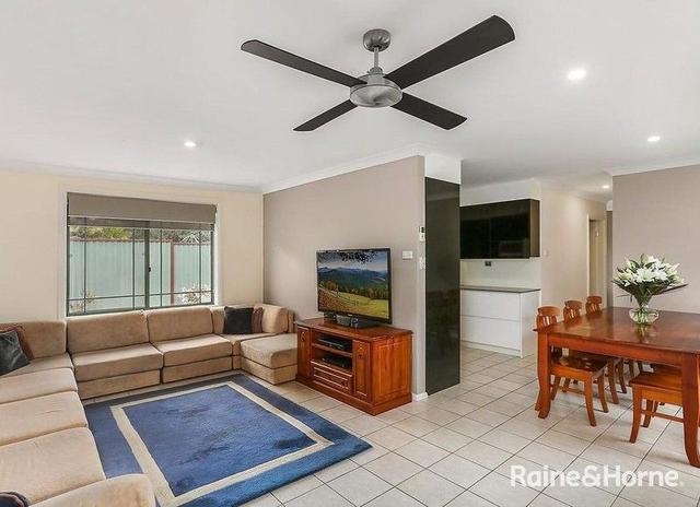 2/14 Sherwood St, NSW 2212