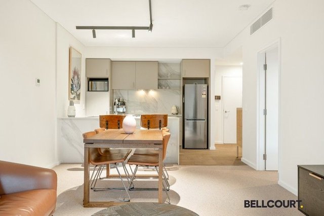 26/11 Melville Parade, WA 6151