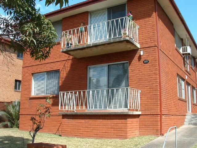 2/68 Duke Street, NSW 2194