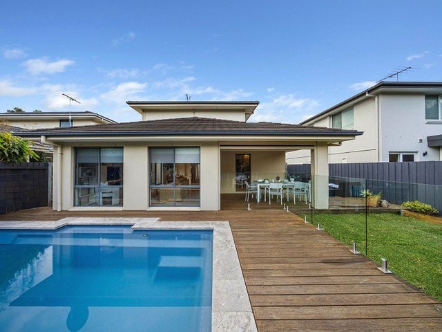 4 Cove  Circuit, NSW 2036