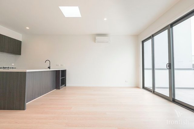 12 Dayspring Path, VIC 3750