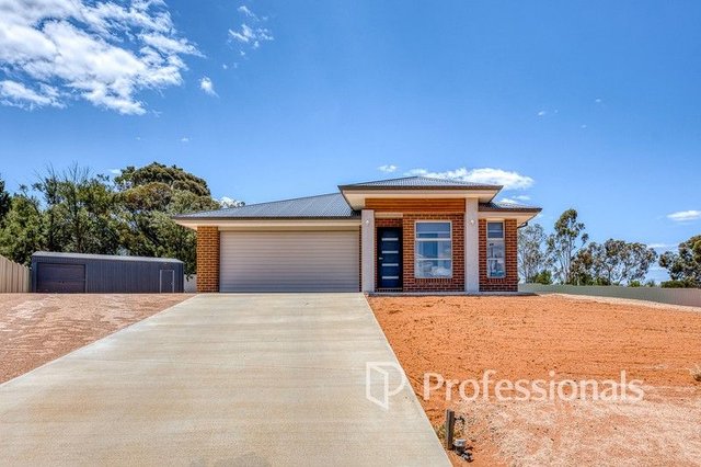 4 Terrain Court, VIC 3498