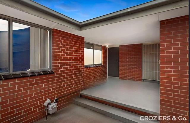 3/15 Caroline Street, VIC 3074