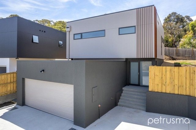 1&2/28 Nayuka Street, TAS 7015