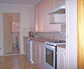 Kitchen (2011-08-23)