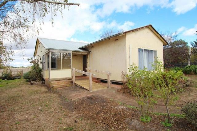 8 Robertsons Lane, VIC 3272