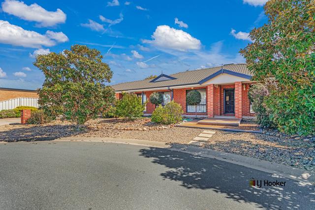 7 Lomond Court, NSW 2731