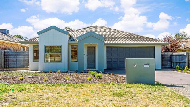 7 Eurobin Street, ACT 2914