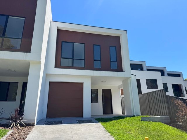 4/12 Dallas Street, NSW 2500