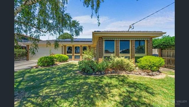 25 Canfield Crescent, VIC 3844