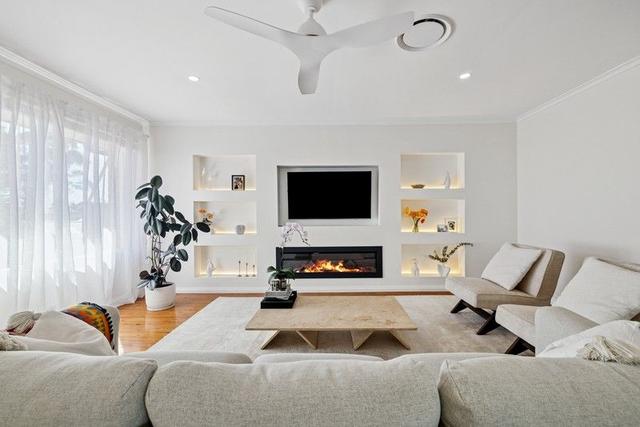 1 Cooradilla Place, NSW 2560