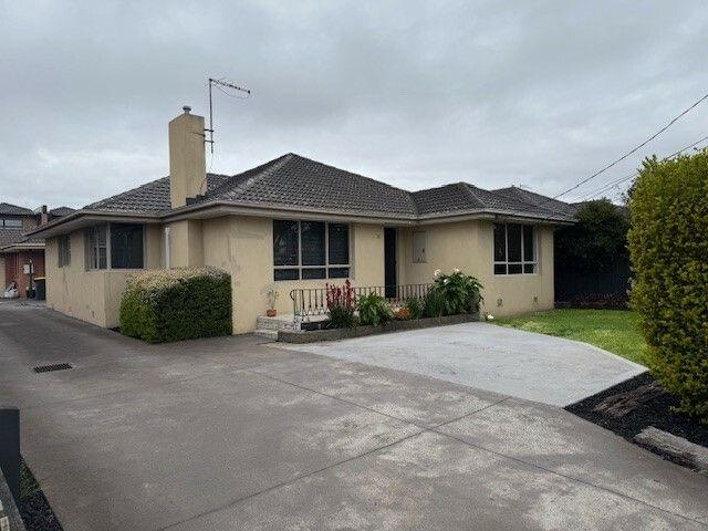 32 Dinah Parade, VIC 3033