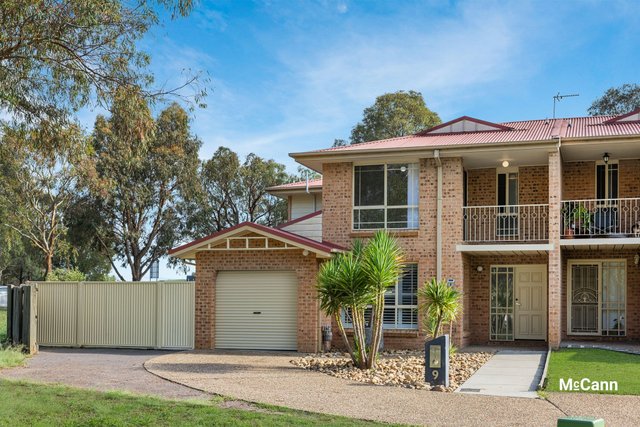 9 Attwood Close, ACT 2906