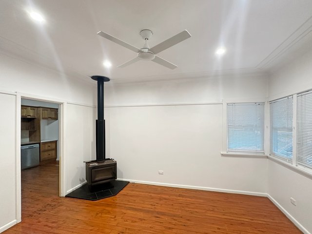 25 Layton Avenue, NSW 2774