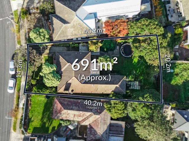 16 Beatrice Avenue, VIC 3040