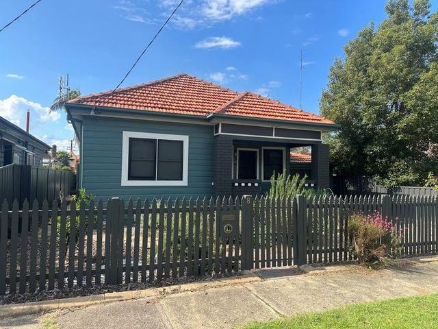 8 Upfold Street, NSW 2304