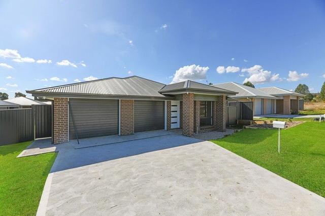 17 Elm Street, NSW 2380