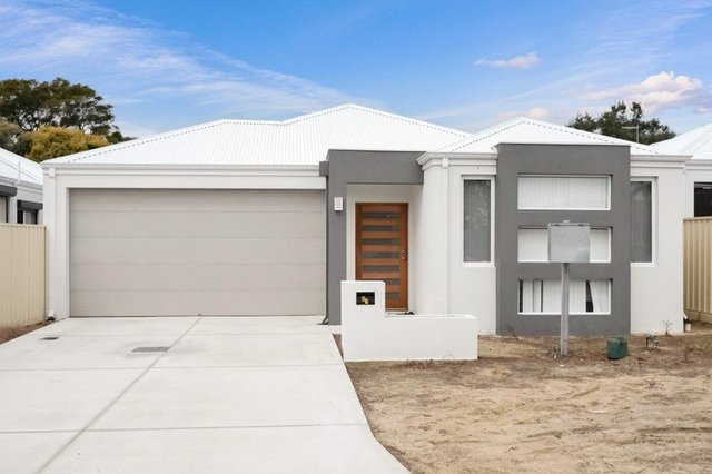 1/2 Nicholas Street, WA 6110