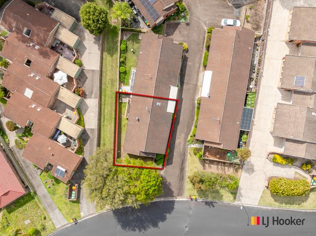 1/4 Eric Fenning Drive, NSW 2536